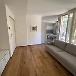 Charming Apts - Via Pastrengo Апартаменты