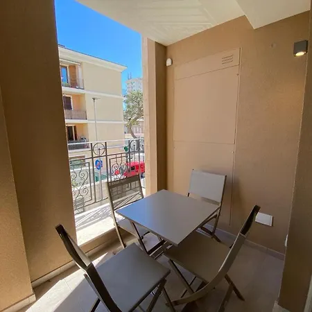 Charming Apts - Via Pastrengo Daire *