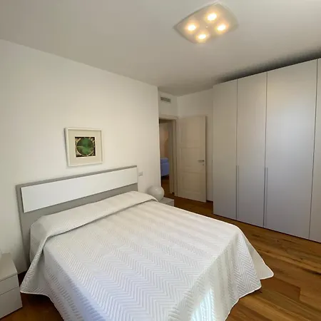 Charming Apts - Via Pastrengo דירה פורטו רקנאטי