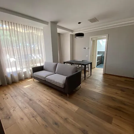 Charming Apts - Via Pastrengo Daire